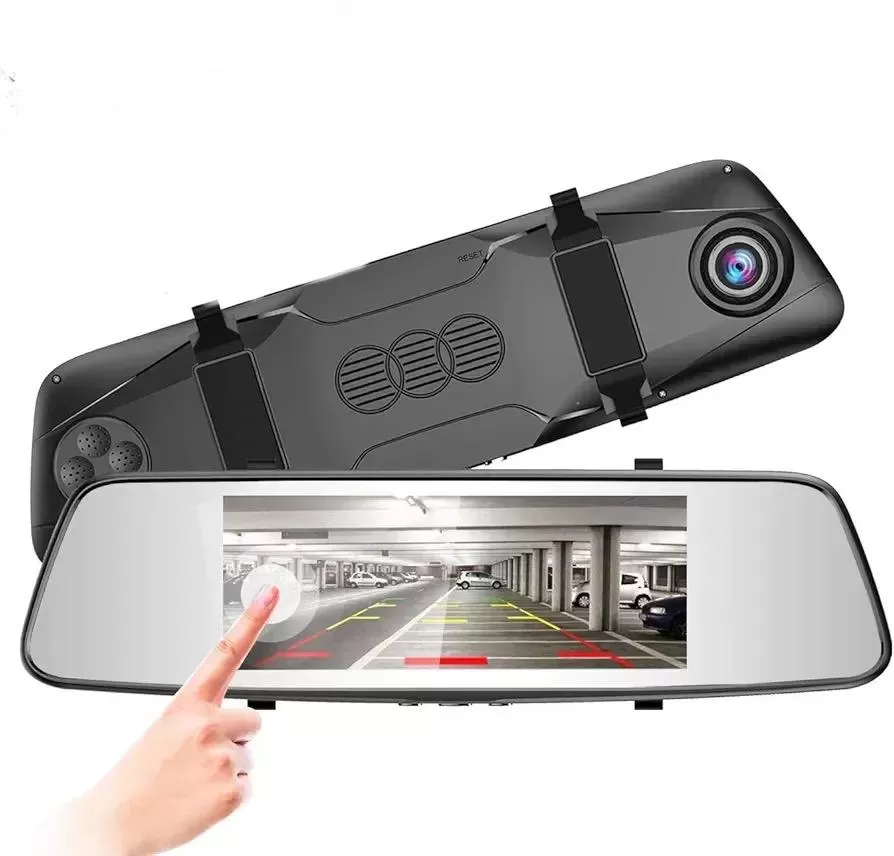 مرآة سيارة مزودة بكاميرا