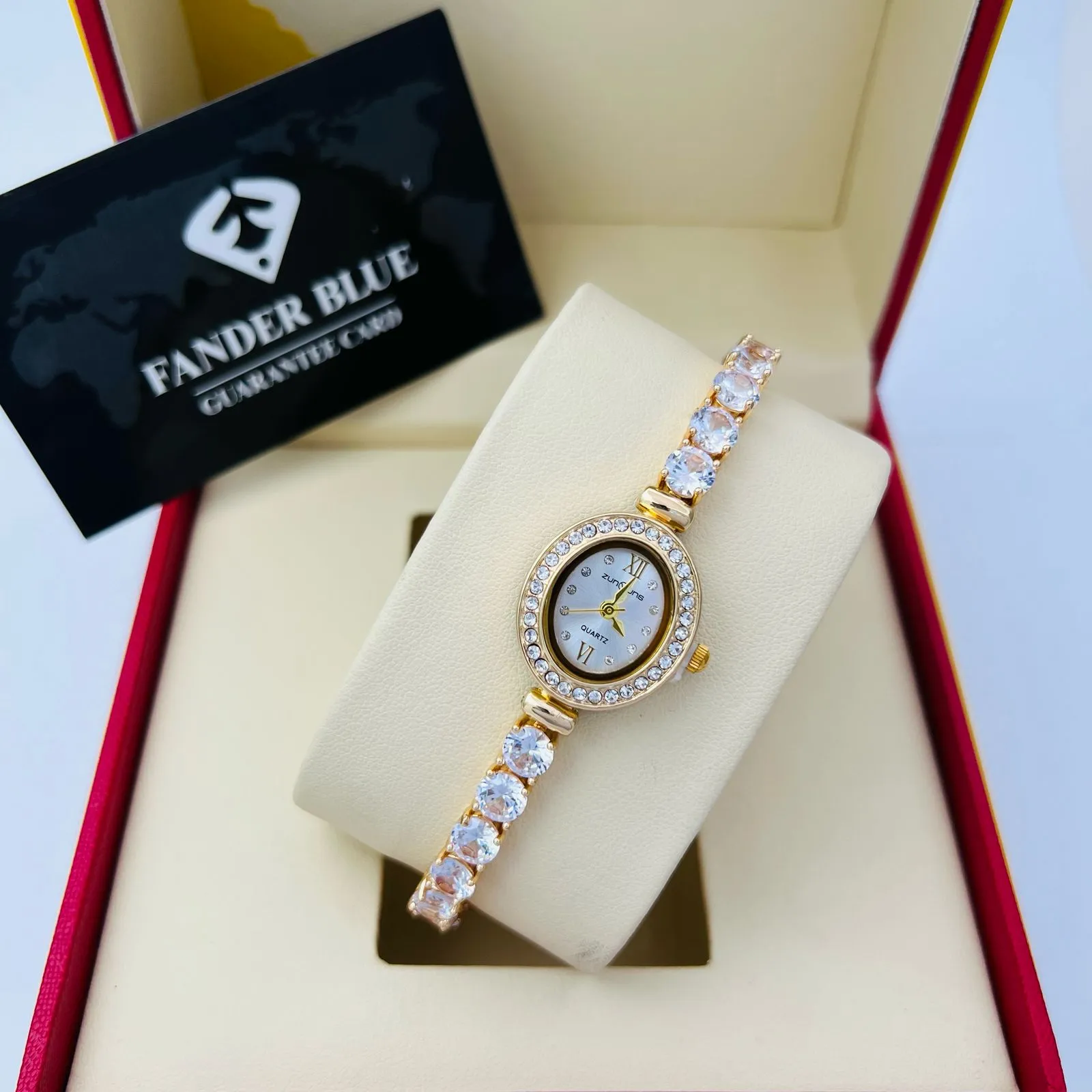 ساعة فندر بلو نسائية كلاسيك روز جولد ومينا أبيض (A7)...