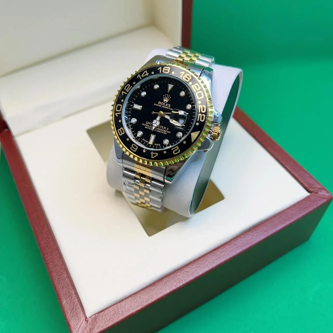 Rolex GMT Golden Silver + البوكس الأصلي...