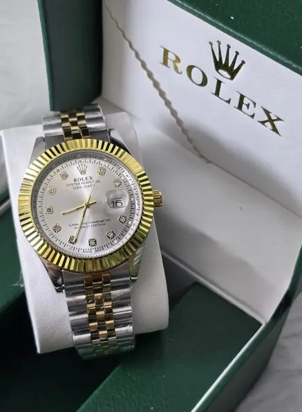 ساعة رولكس اويستر مينا سيلفر + البوكس الأصلي...