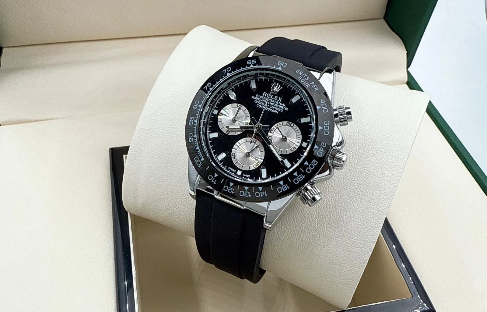 Rolex Oyster Perpetual Daytona silver