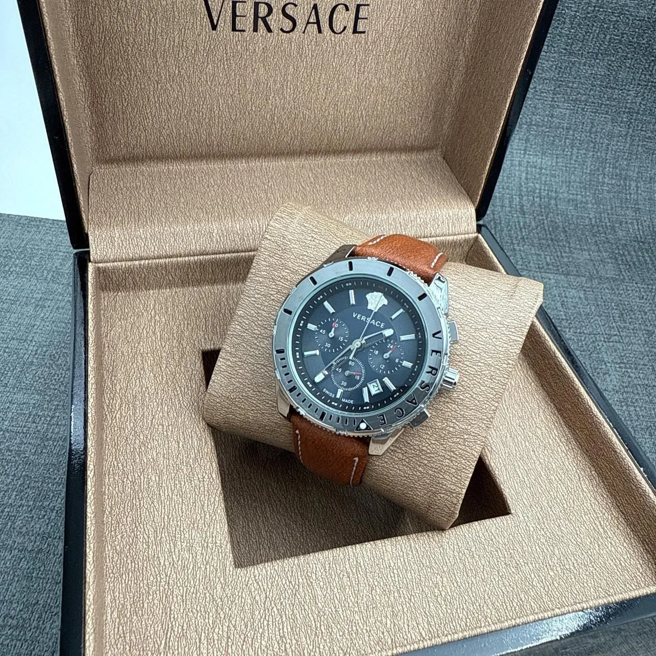 Versace Casual Chronograph استيك هافان