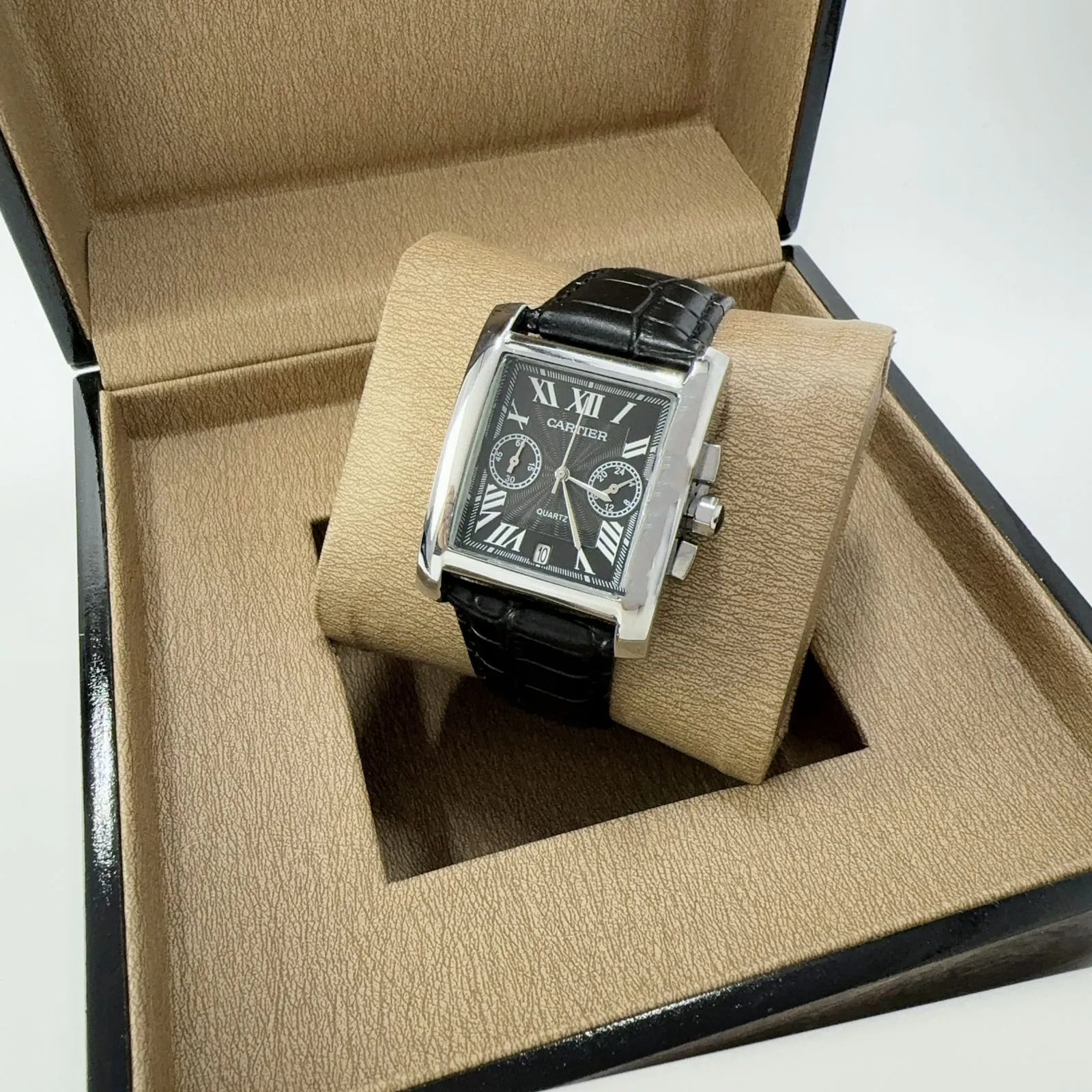 Cartier Tank اسود مينا اسود