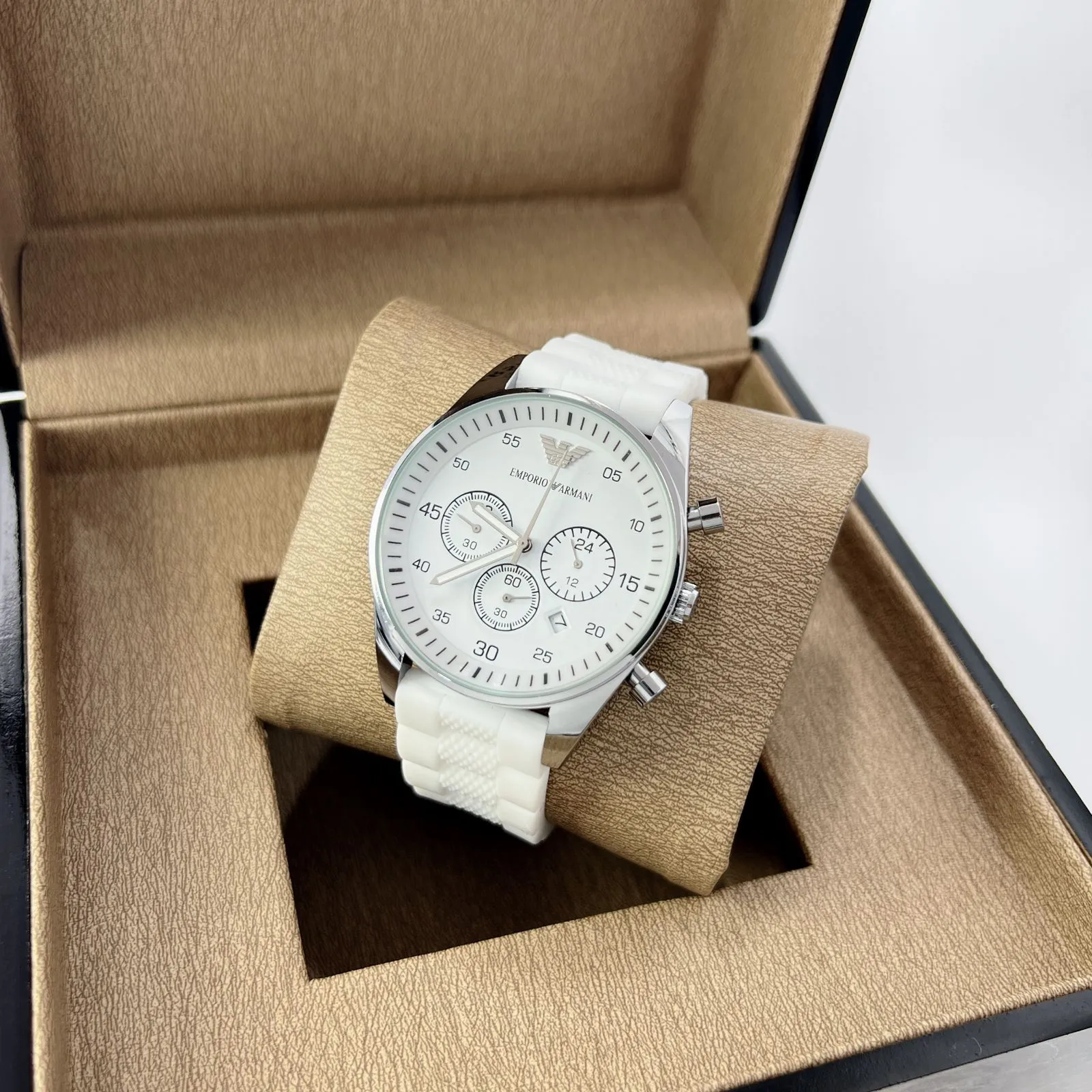 Emporio Armani Watch For Women ابيض